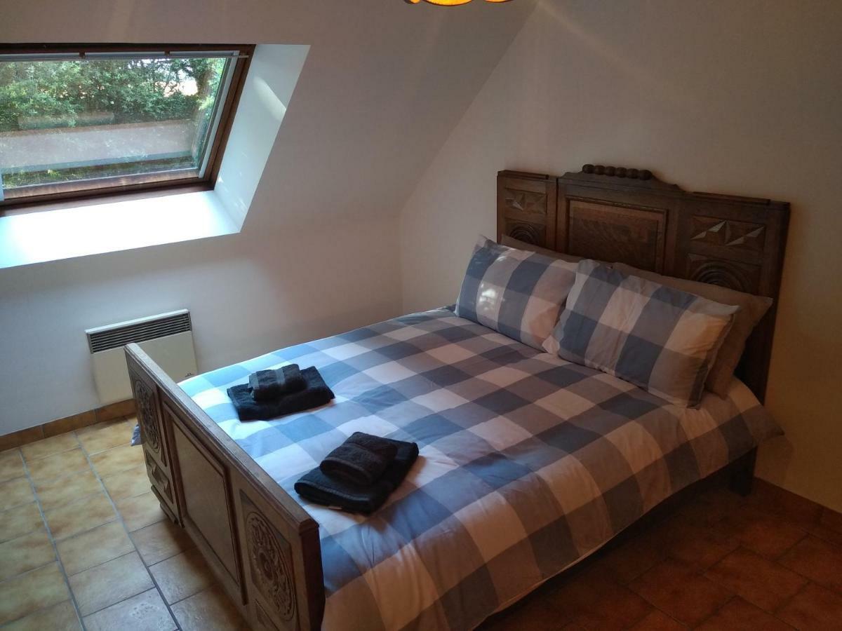 Le Botcol Villa Plouguernével Exteriör bild